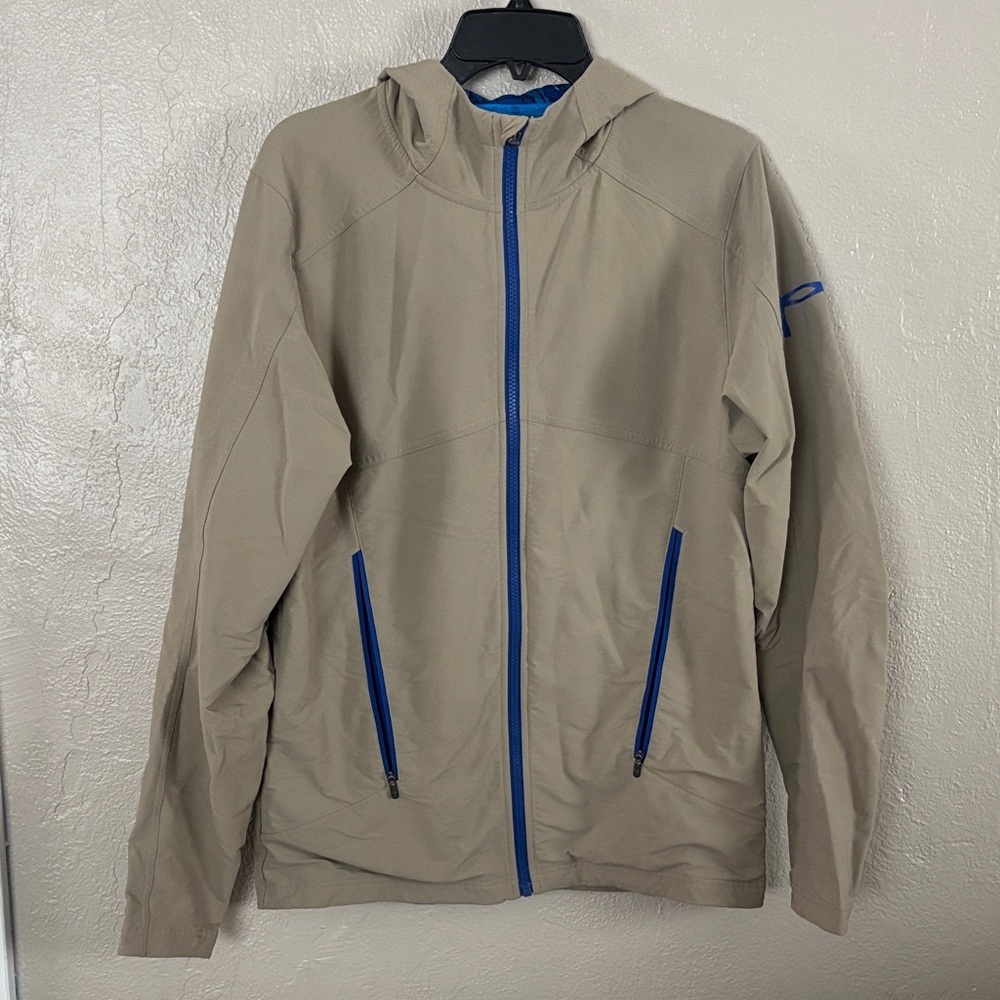 Under Armour Challenger Storm Shell Hooded Performance Jacket Mens Small Tan